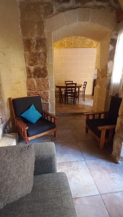 فيلا Santa Luċijaفي Ta Lucia Farmhouse With Private Pool And Bbq المظهر الخارجي الصورة
