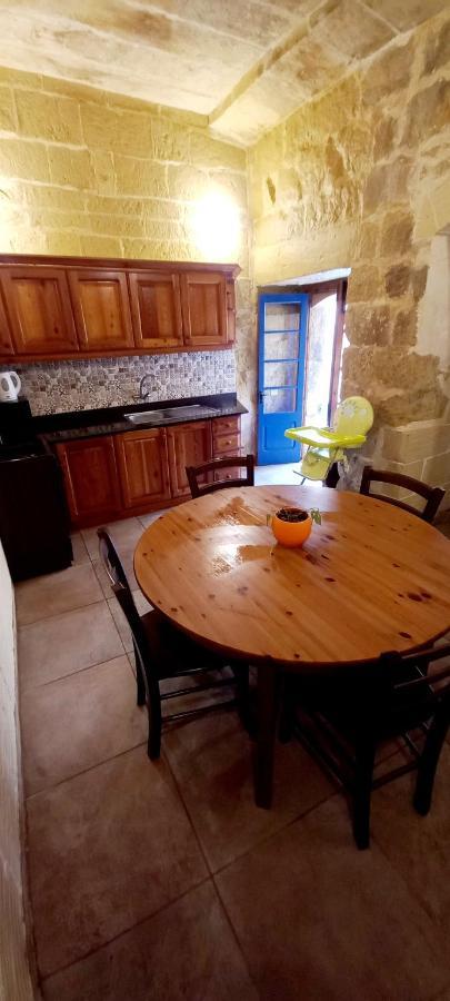 فيلا Santa Luċijaفي Ta Lucia Farmhouse With Private Pool And Bbq المظهر الخارجي الصورة